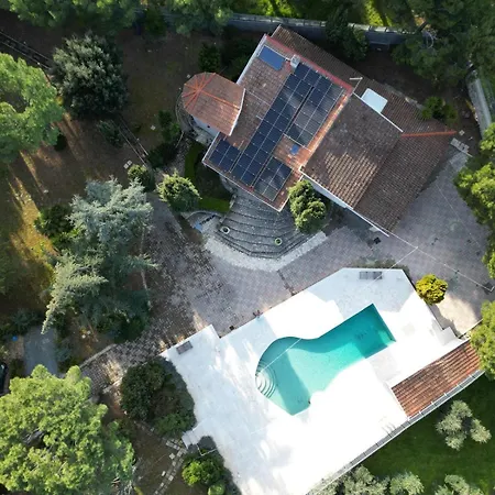 فندق مبيت وإفطار Otto Apulia House 4*