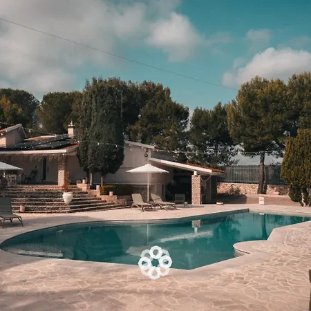 Otto Apulia House فندق مبيت وإفطار